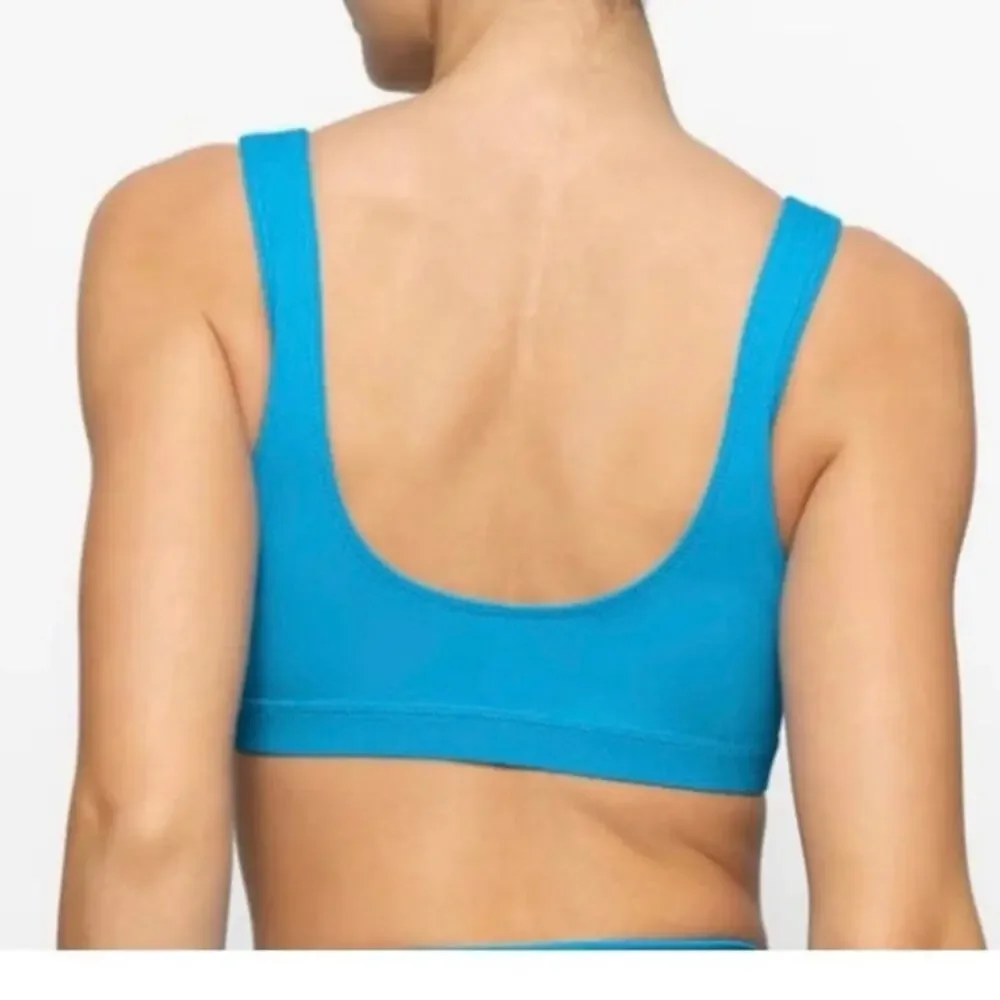 Womens Skims Recycled Swim Tank Bikini Top Only Turquoise Size M EUC!